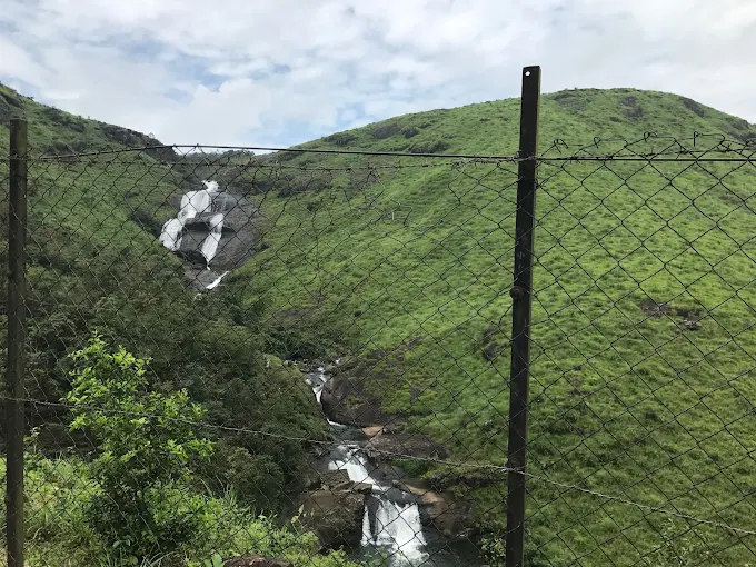 Palozhukum Para Waterfalls